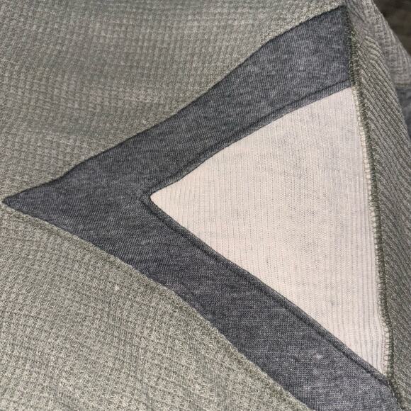 UO Free People Thermal Top Womans Small V-neck Raglan Long Sleeve Color Block - Picture 5 of 10